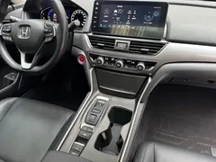 2022 Honda Accord 2.0L Hybrid, чёрный — фото 7