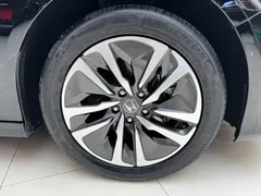 2022 Honda Accord 2.0L Hybrid, чёрный — фото 13