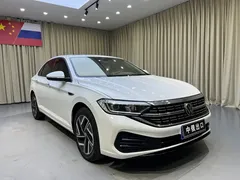 2023 Volkswagen Sagitar 280TSI DSG Plus, белый — фото 3