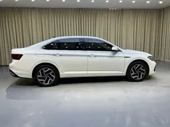 2023 Volkswagen Sagitar 280TSI DSG Plus, белый — фото 21