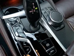 2022 BMW 5 Series Imported Modified 540i Fashion M Sports Package — фото 18