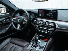 2022 BMW 5 Series Imported Modified 540i Fashion M Sports Package — фото 22