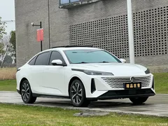 2023 Changan Yida Blue Whale NE 1.5T GDI DCT Enjoy — фото 3