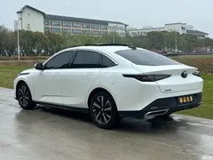 2023 Changan Yida Blue Whale NE 1.5T GDI DCT Enjoy — фото 9