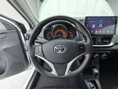 2022 Toyota Yaris L Zhixuan X 1.5L CVT Luxury Plus, белый — фото 10