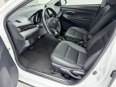 2022 Toyota Yaris L Zhixuan X 1.5L CVT Luxury Plus, белый — фото 14