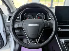 2023 Haval M6 PLUS 1.5T MT, белый — фото 11