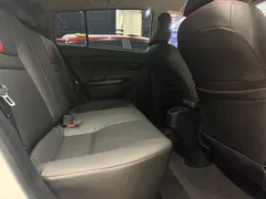 2022 Toyota Yaris L Zhixuan X 1.5L CVT PLUS, белый — фото 28