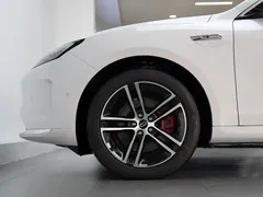 2025 Aito M5 Ultra 4WD, белый — фото 10