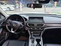 2022 Honda Accord 260TURBO Premium, белый — фото 6
