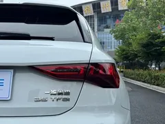 2022 Audi A3 Sportback 35 TFSI, белый — фото 23