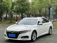 2018 Honda Accord 260TURBO Elite, белый — фото 1