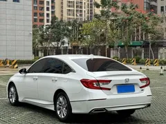 2018 Honda Accord 260TURBO Elite, белый — фото 6