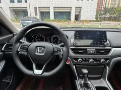 2018 Honda Accord 260TURBO Elite, белый — фото 8