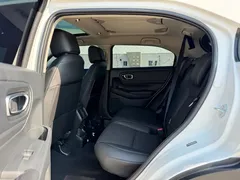 2023 Honda Vezel 1.5L CVT, белый — фото 9