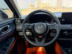 2023 Honda Vezel 1.5L CVT, белый — фото 11