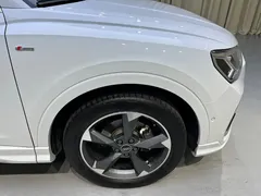 2023 Audi Q3 35 TFSI Fashion Sport 1.4T, белый — фото 25