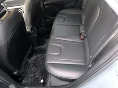 2022 Hyundai Elantra 1.5L CVT LUX Premium — фото 17