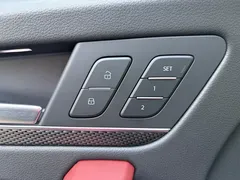 2022 Audi Q5L Sportback 40 TFSI — фото 12