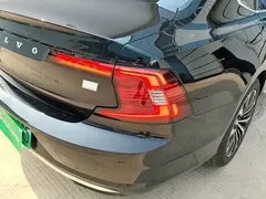 2024 Volvo S90 Hybrid 4WD Luxury, чёрный — фото 24