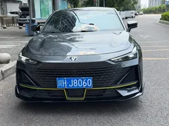 2022 Changan UNI-V 1.5T Sport — фото 2