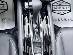 2020 Honda Vezel 1.5L CVT Pioneer, белый — фото 17