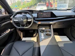 2022 Changan UNI-V 1.5T Sport, синий — фото 10
