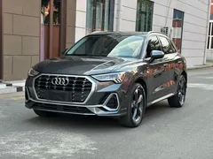 2022 Audi Q3 35 TFSI — фото 2
