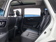 2022 Nissan X-Trail 2.0L 2WD Premium, белый — фото 14