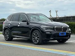 2022 BMW X5 xDrive40i M, чёрный — фото 3