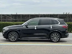 2022 BMW X5 xDrive40i M, чёрный — фото 4