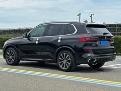 2022 BMW X5 xDrive40i M, чёрный — фото 5
