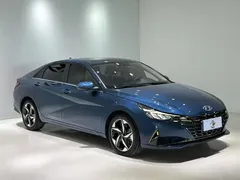 2022 Hyundai Elantra 1.5L CVT LUX Premium, синий — фото 3