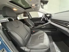 2022 Hyundai Elantra 1.5L CVT LUX Premium, синий — фото 8