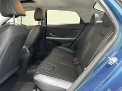 2022 Hyundai Elantra 1.5L CVT LUX Premium, синий — фото 9