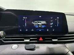 2022 Hyundai Elantra 1.5L CVT LUX Premium, синий — фото 18