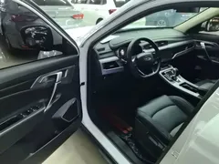 2021 Geely Atlas 1.8TD DCT 2WD Comfort, белый — фото 16