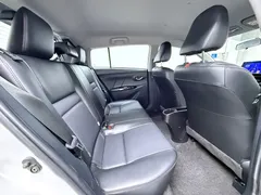 2022 Toyota Yaris L Zhixuan X 1.5L CVT PLUS, белый — фото 11