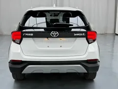 2022 Toyota Yaris L Zhixuan X 1.5L CVT PLUS, белый — фото 15