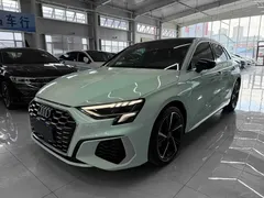 2022 Audi A3 Sportback 35 TFSI, зелёный — фото 1