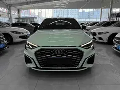 2022 Audi A3 Sportback 35 TFSI, зелёный — фото 2