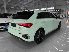 2022 Audi A3 Sportback 35 TFSI, зелёный — фото 4