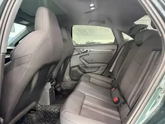 2022 Audi A3L Limousine 35 TFSI Fashion Sport, зелёный — фото 8