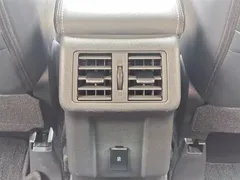 2021 Mitsubishi Outlander 2.4L 4WD Enjoy 7, белый — фото 24