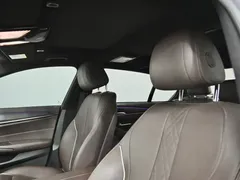 2021 BMW 5 Series 530Li M, белый — фото 15