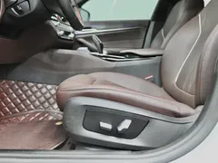 2021 BMW 5 Series 530Li M, белый — фото 16