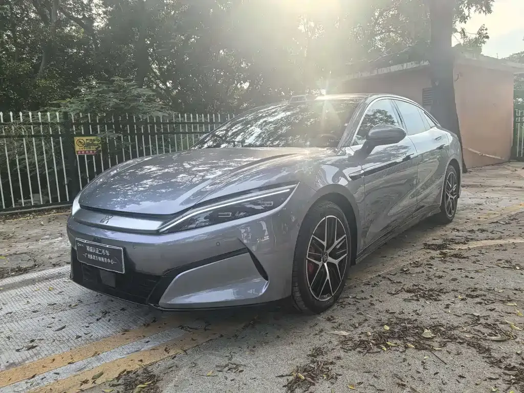 2025 BYD Han L 4WD
