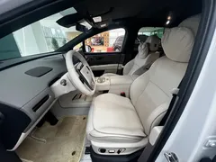 2025 Li Auto i6 4WD Standard, белый — фото 3