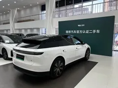 2025 Li Auto i6 4WD Standard, белый — фото 10