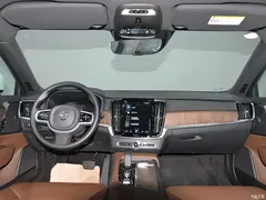 2021 Volvo V90 Cross Country B5 AWD Zhiyuan, белый — фото 12